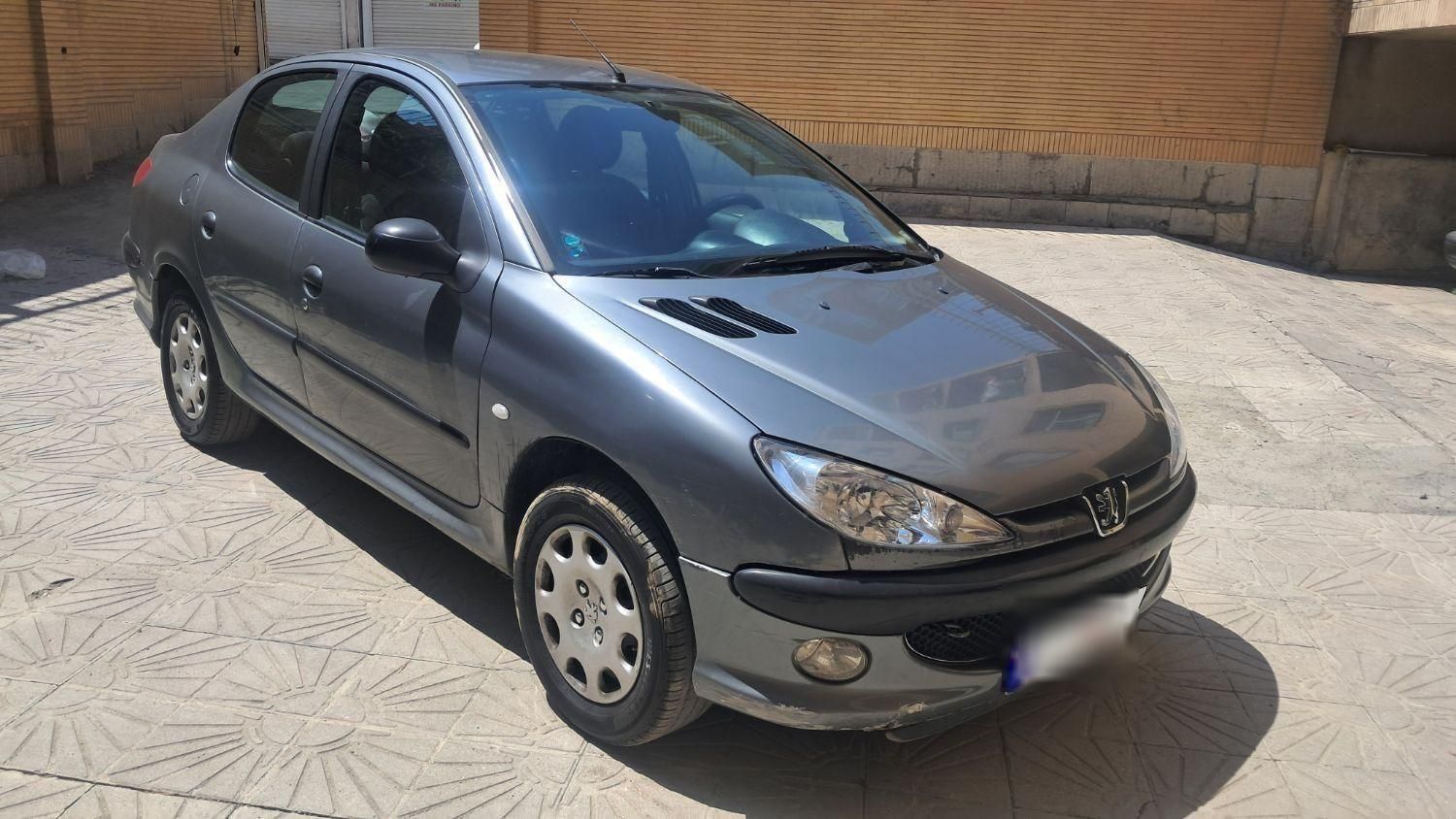 پژو ۲۰۶ صندوق دار v8 - 1386