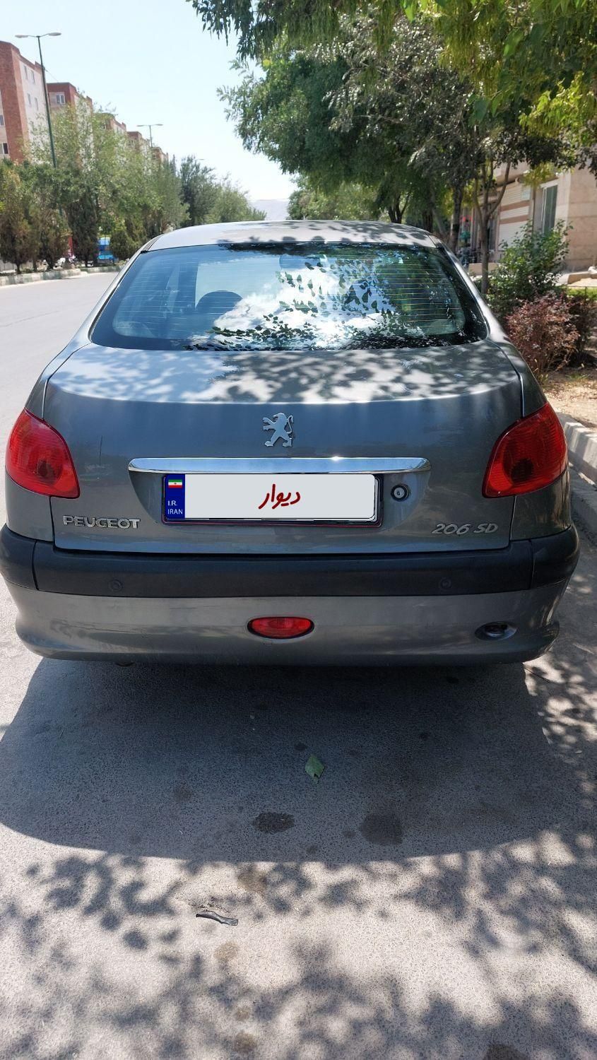 پژو ۲۰۶ صندوق دار v8 - 1394