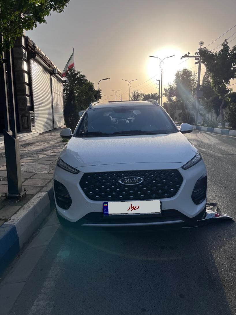 خودرو ام وی ام، X22 آگهی ann_19830123