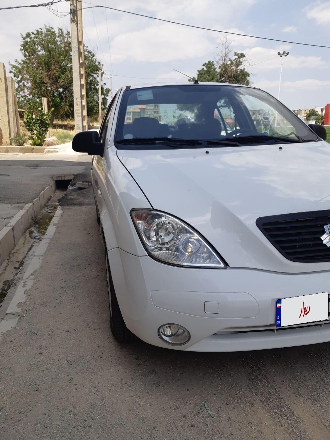 تیبا صندوق دار SX - 1400