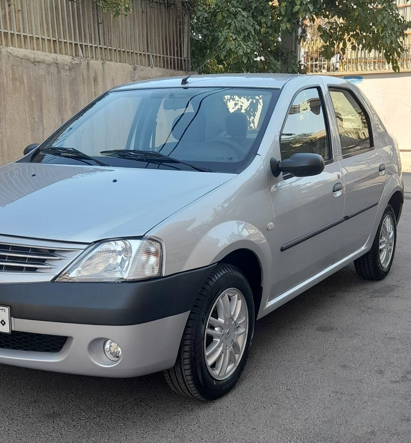 خودرو رنو، تندر 90 آگهی ann_19830892