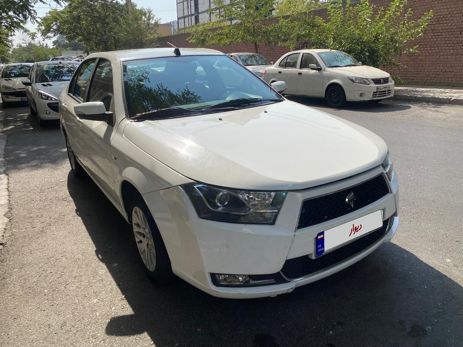 خودرو دنا، پلاس آگهی ann_19830908