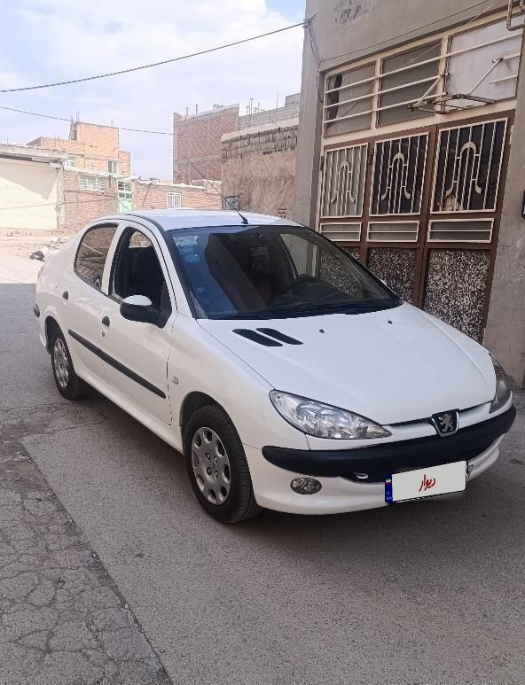 خودرو پژو، ۲۰۶ صندوق دار آگهی ann_19831362