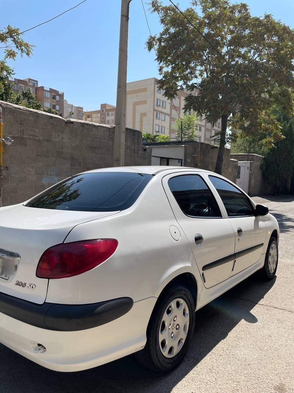 پژو ۲۰۶ صندوق دار v8 - 1390