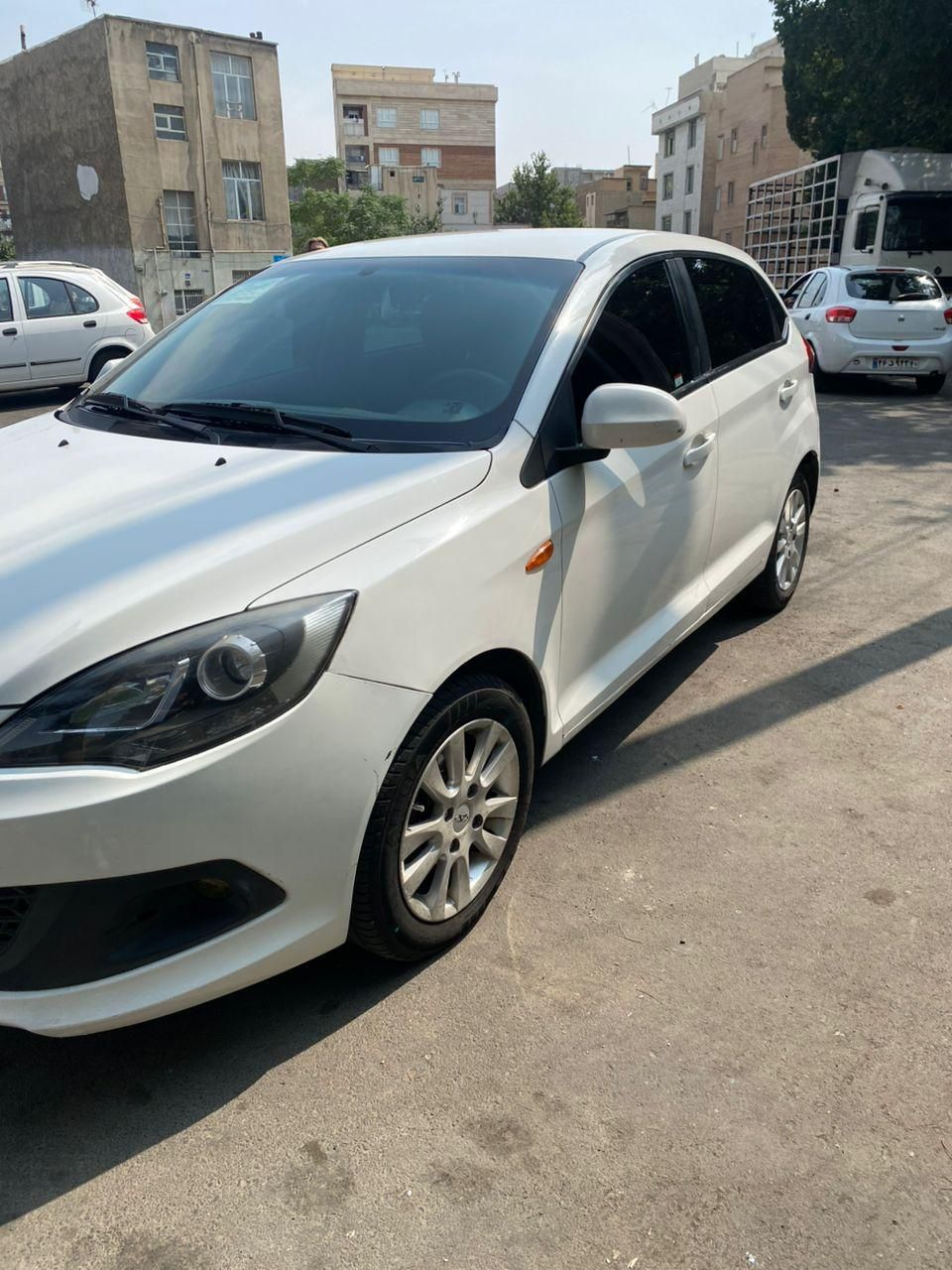 ام وی ام 315 هاچ بک اسپرت لاکچری - 1394