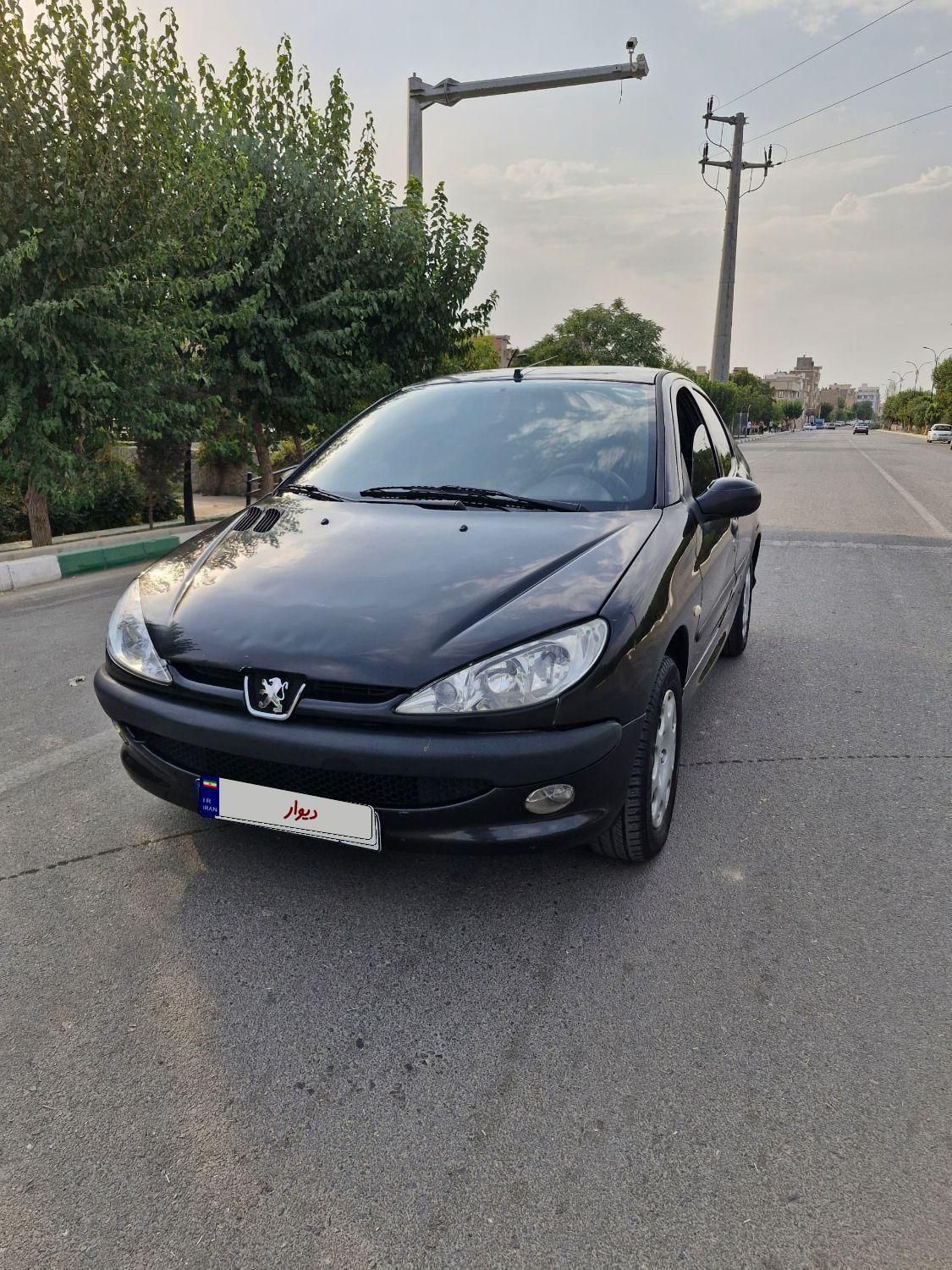 پژو ۲۰۶ صندوق دار v8 - 1393