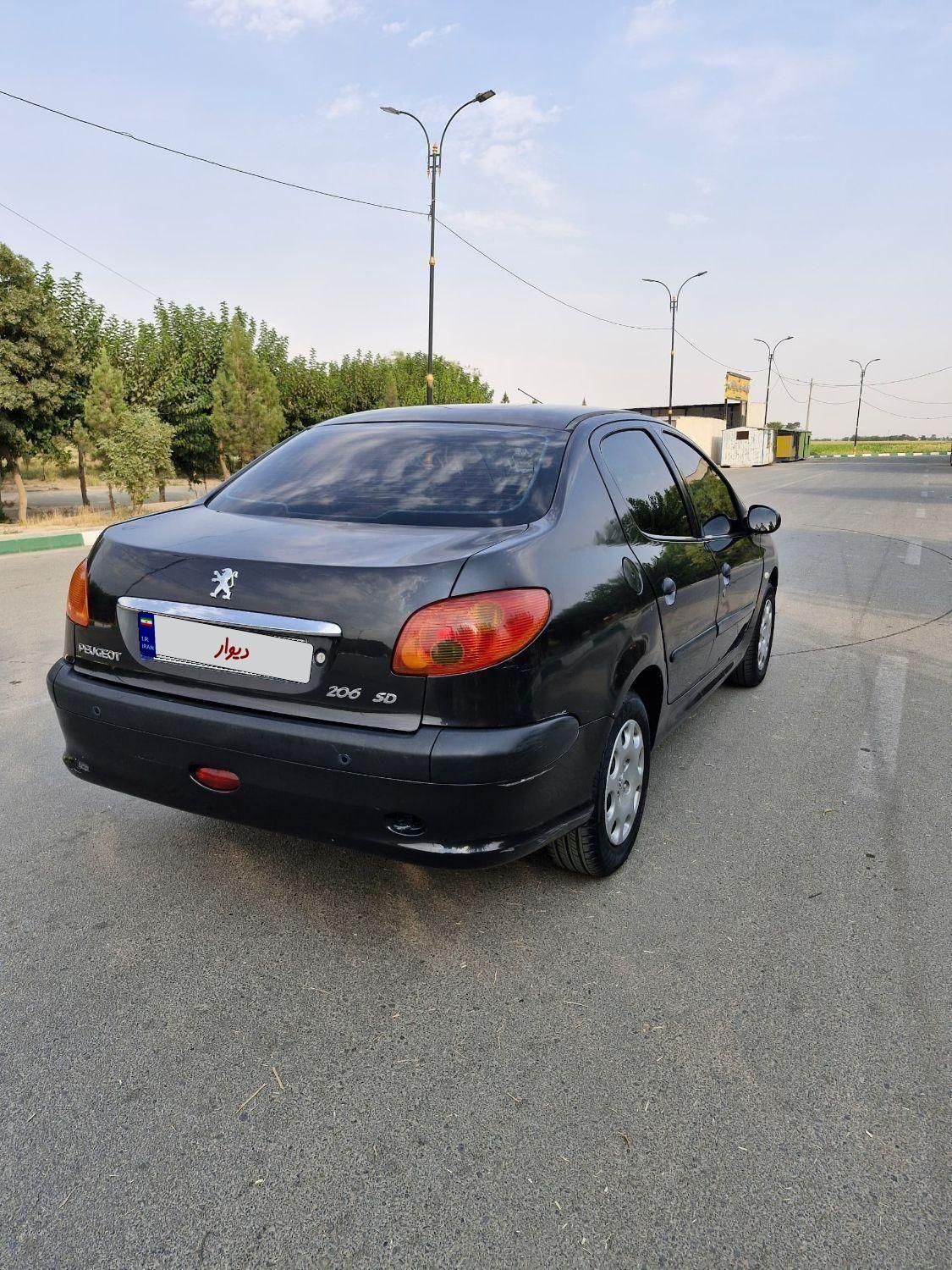 پژو ۲۰۶ صندوق دار v8 - 1393