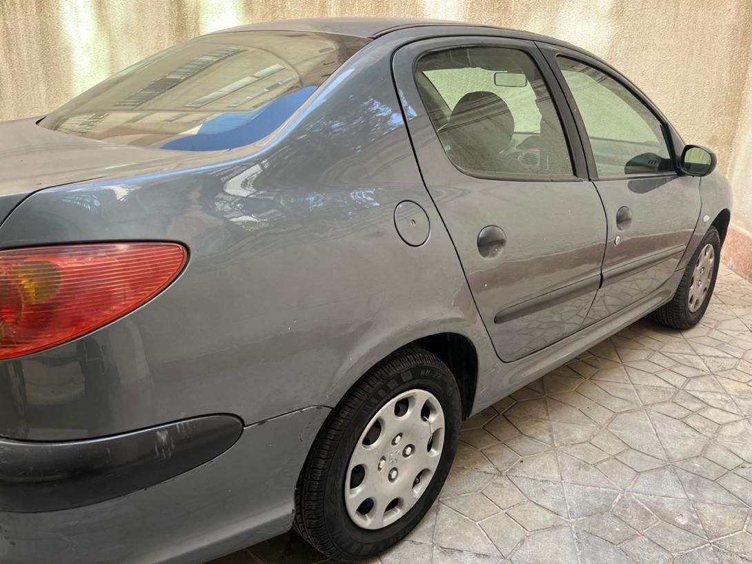 پژو ۲۰۶ صندوق دار v8 - 1389
