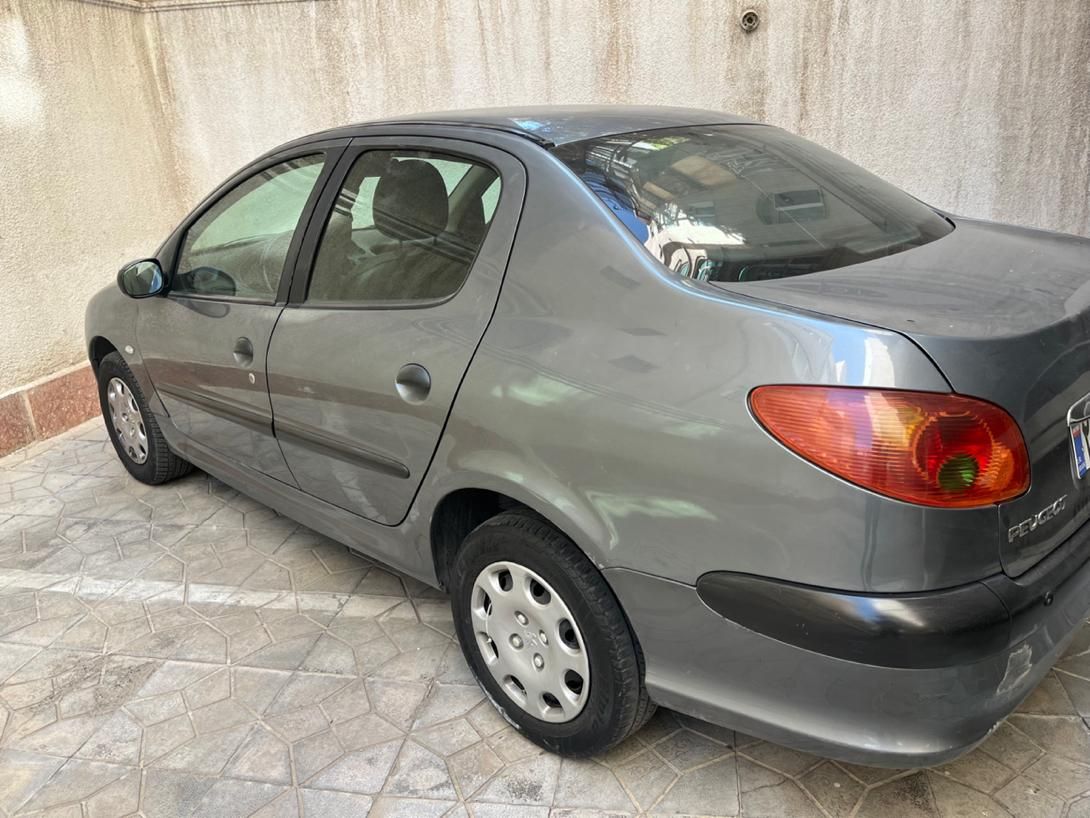 پژو ۲۰۶ صندوق دار v8 - 1389