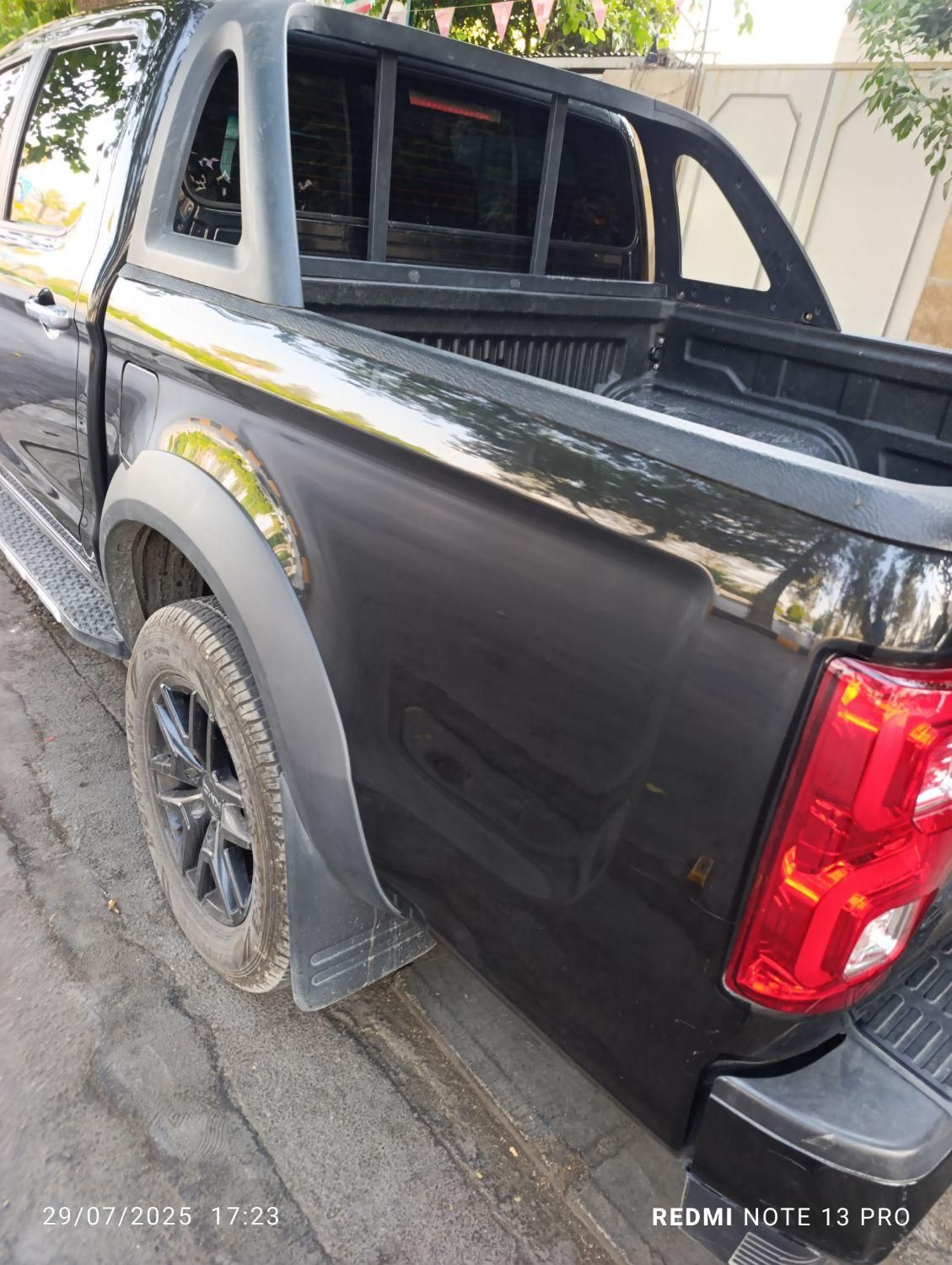 خودرو کی ام سی، T8 آگهی ann_19832140