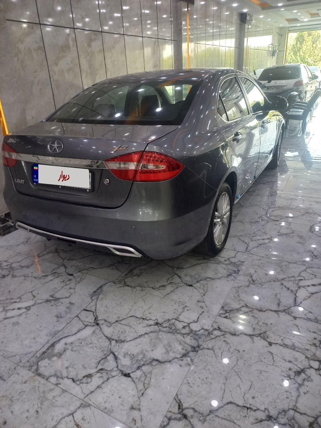 جک J5 اتوماتیک - 1394