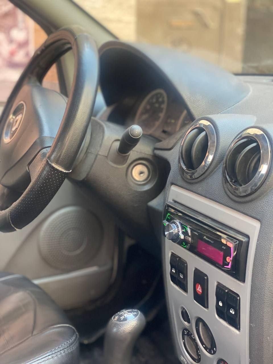 رنو تندر 90 E2 - 1396