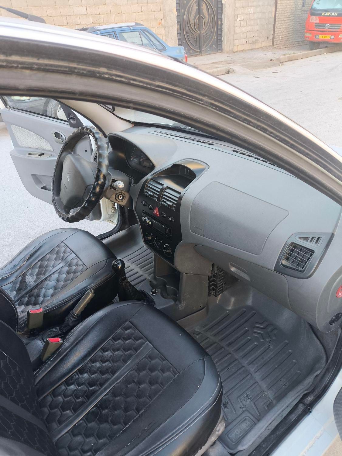 تیبا صندوق دار SX - 1390