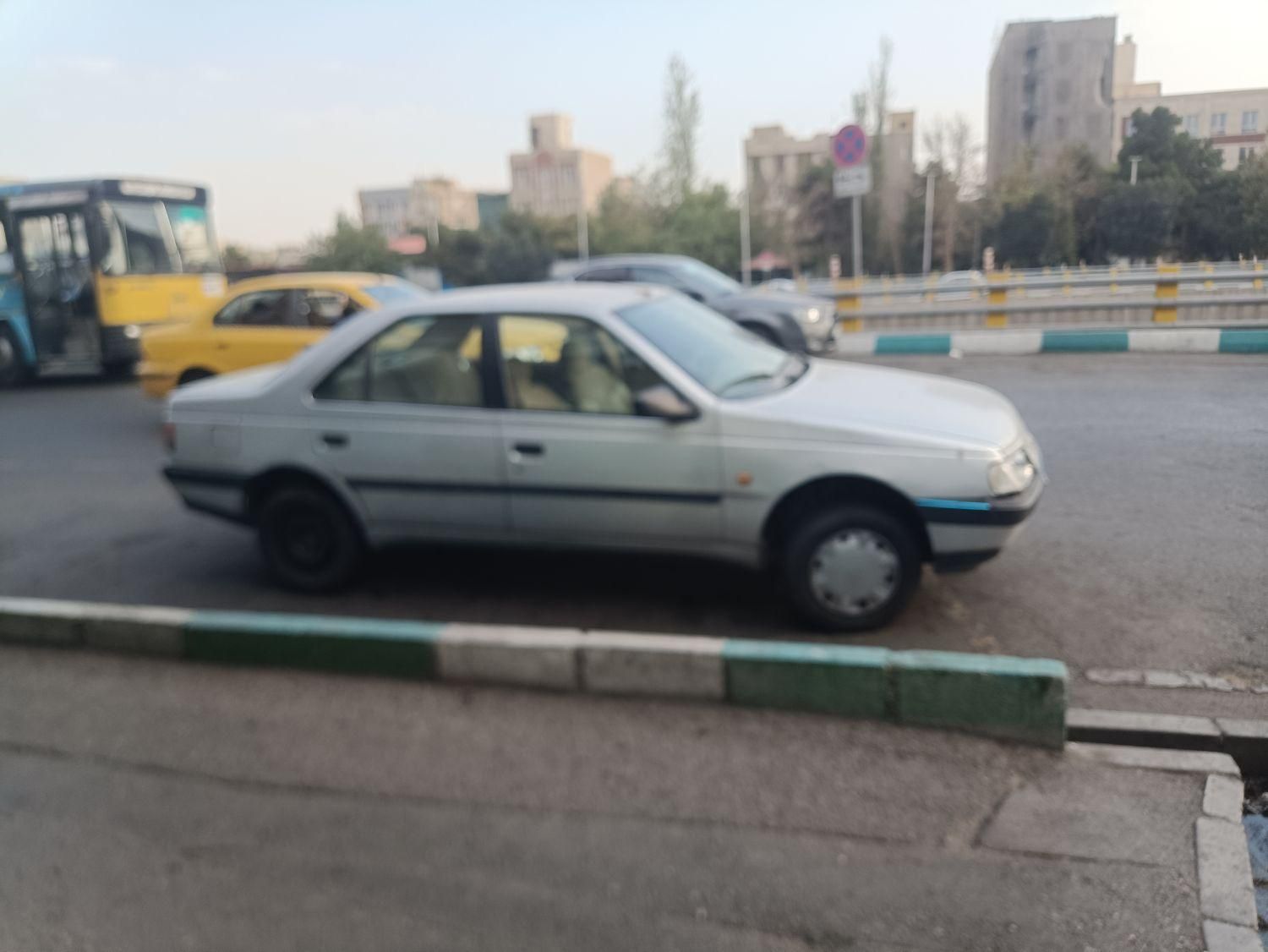 پژو 405 GLX - 1389