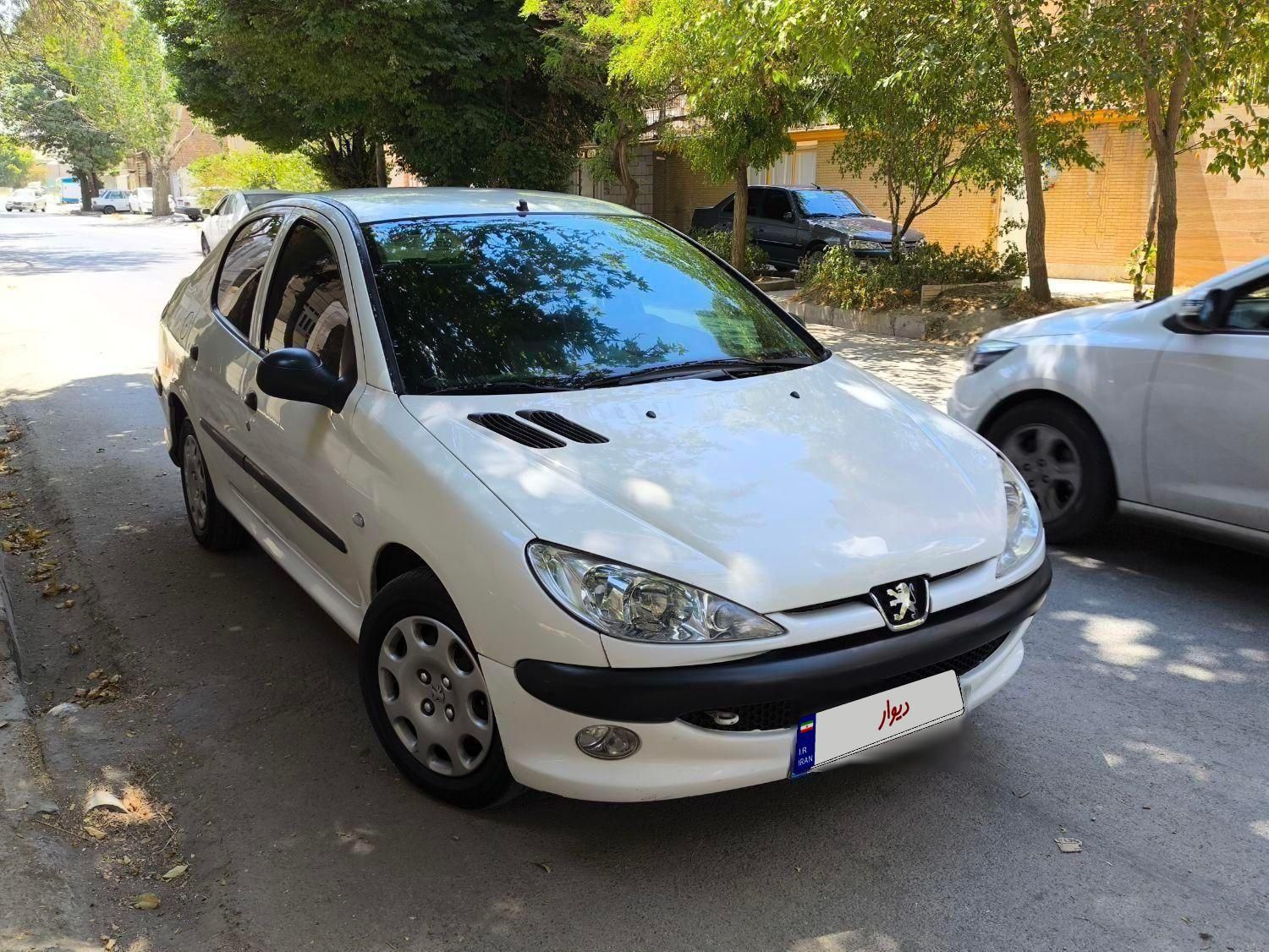پژو ۲۰۶ صندوق دار v20 - 1389