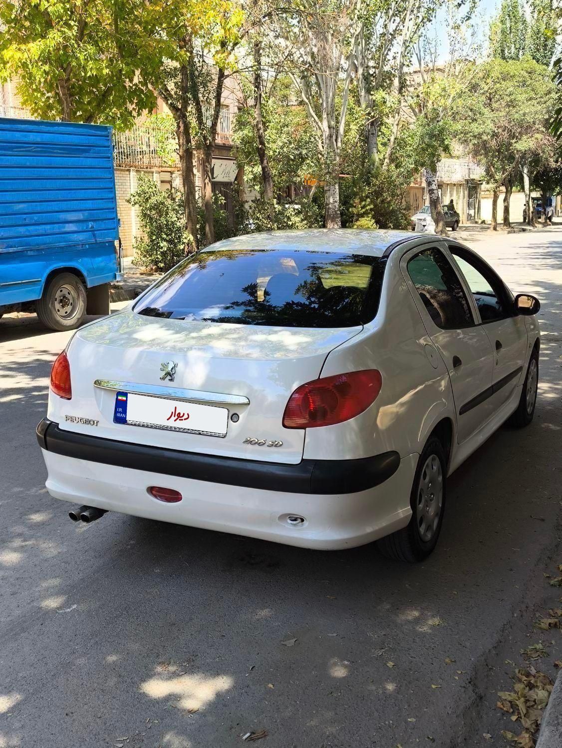 پژو ۲۰۶ صندوق دار v20 - 1389