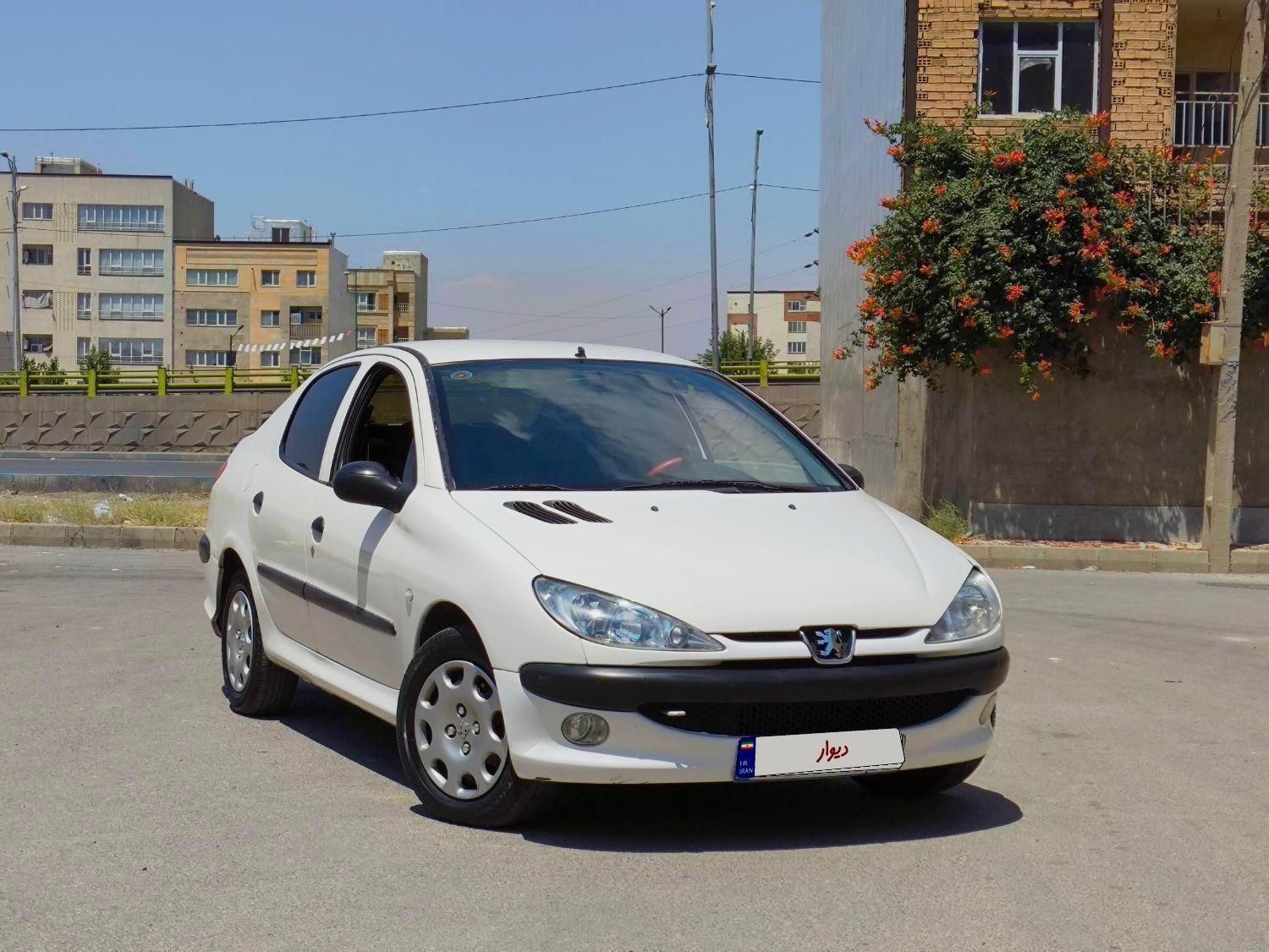 پژو ۲۰۶ صندوق دار v20 - 1389