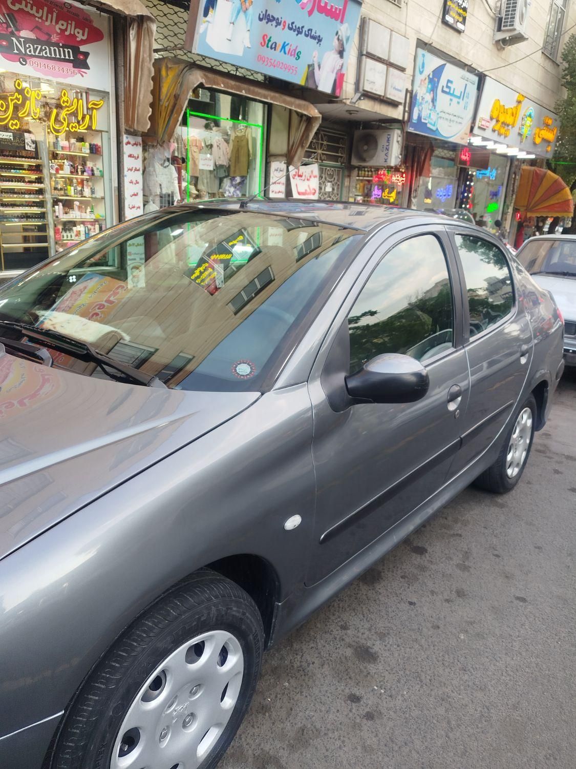 پژو ۲۰۶ صندوق دار v20 - 1386
