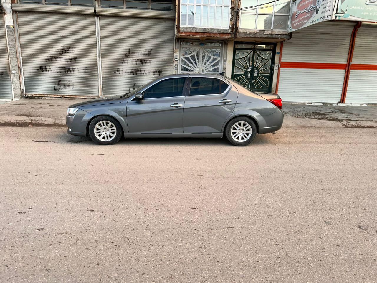 دنا پلاس تیپ ۲ سانروف ۴ ایربگ - 1397