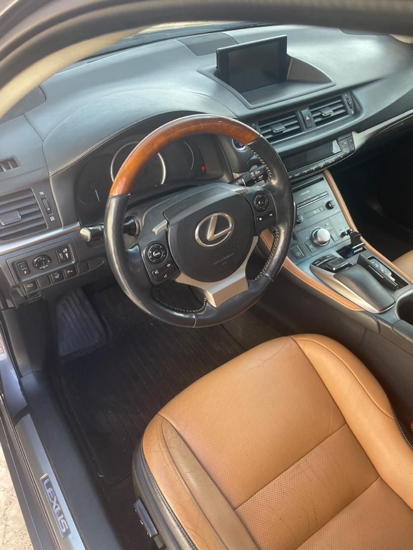 لکسوس CT 200H - 2015