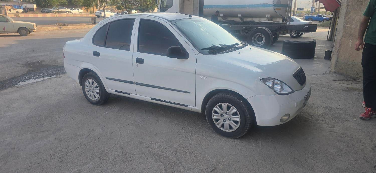 تیبا صندوق دار SX - 1399