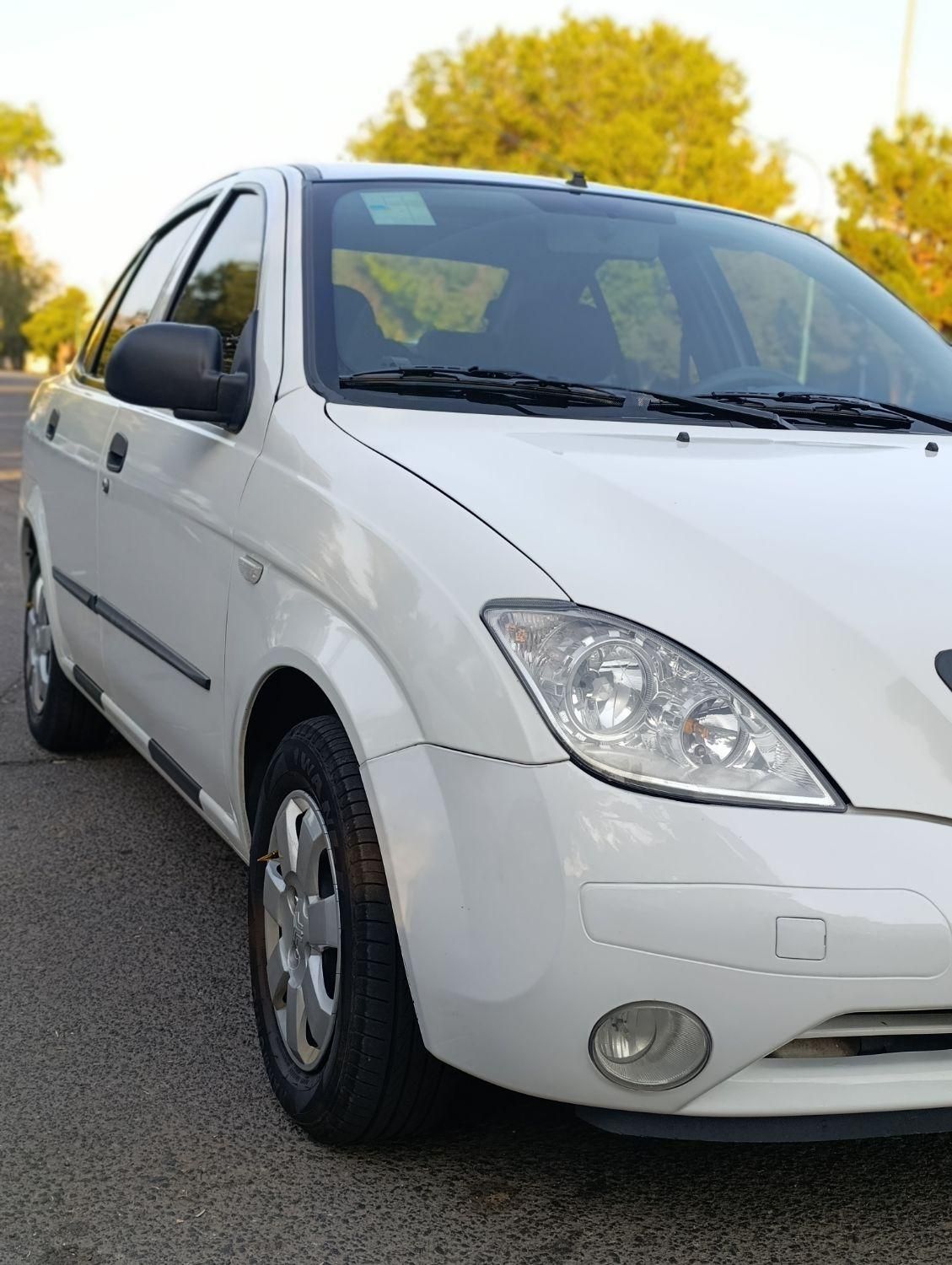 تیبا صندوق دار SX - 1400