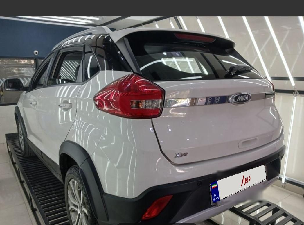 ام وی ام X22 دنده‌ای لاکچری - 1397
