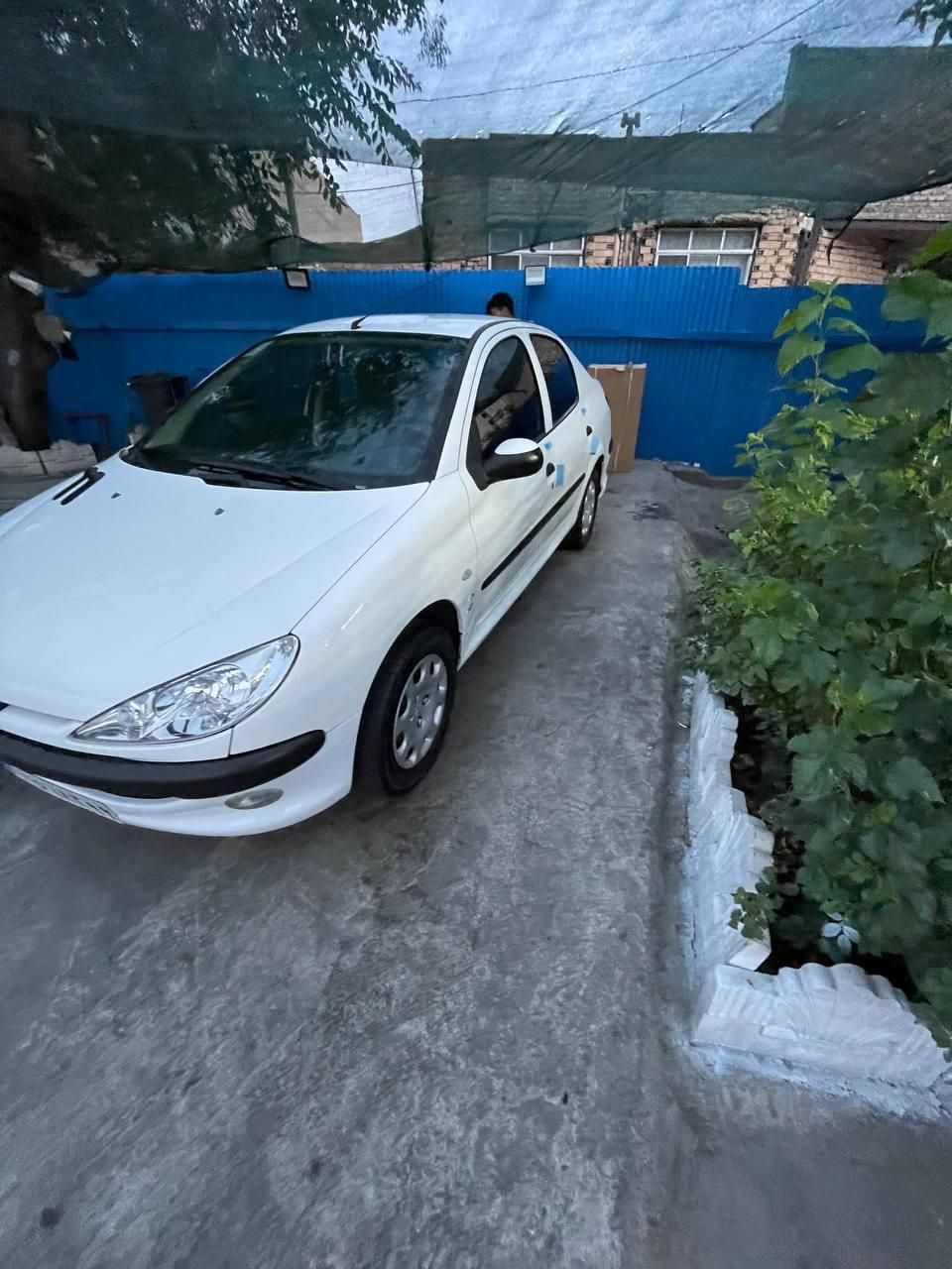 پژو ۲۰۶ صندوق دار v8 - 1399
