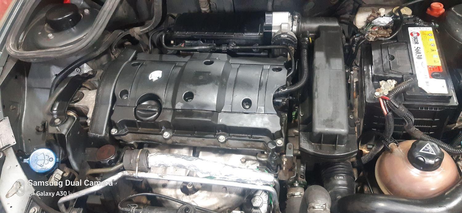 پژو ۲۰۶ صندوق دار v8 - 1395