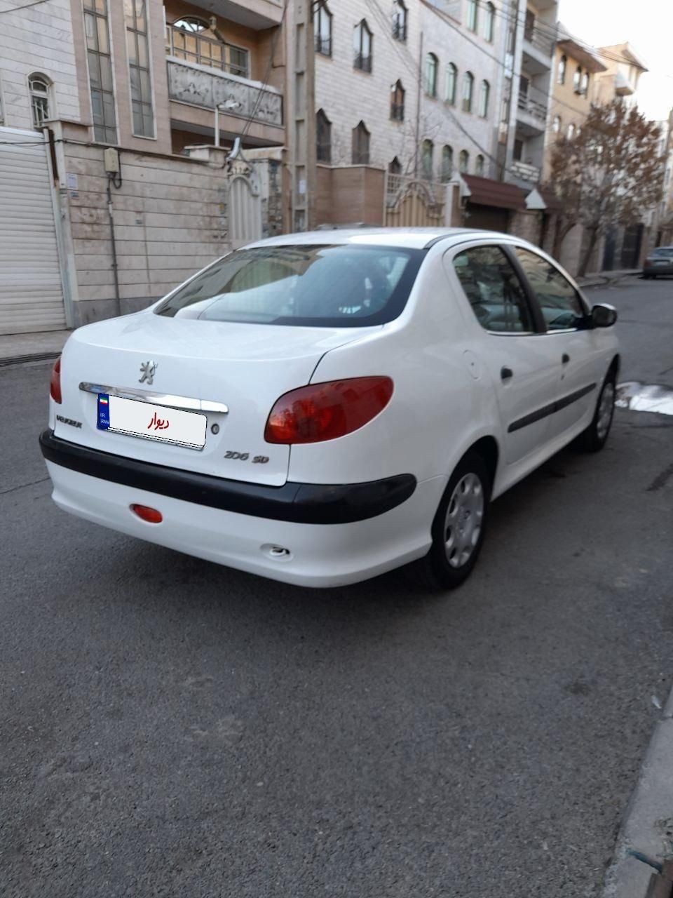 خودرو پژو، ۲۰۶ صندوق دار آگهی ann_19835378