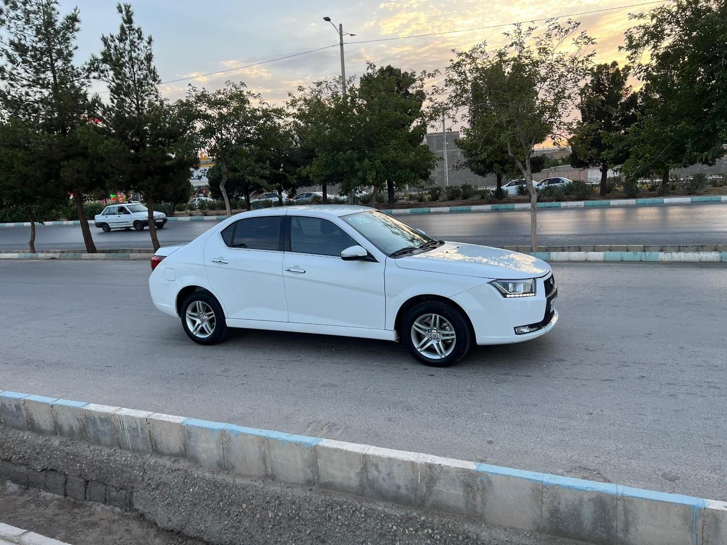 دنا پلاس توربو 6 دنده - 1403