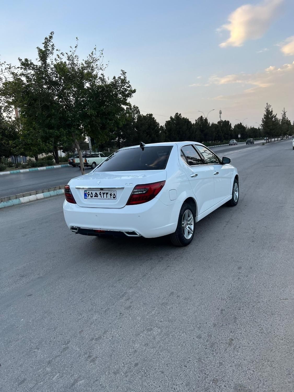 دنا پلاس توربو 6 دنده - 1403