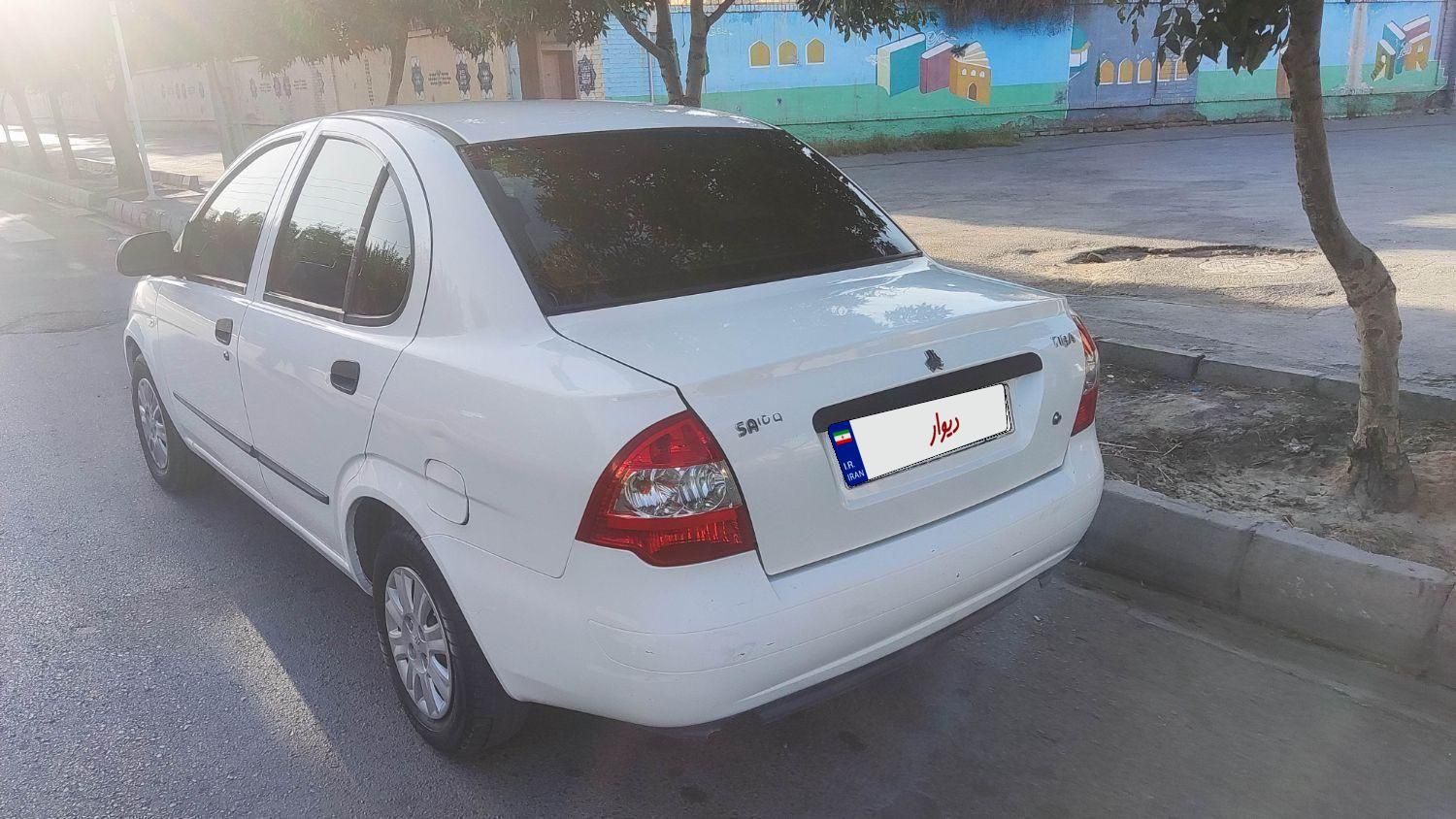 تیبا صندوق دار EX - 1395