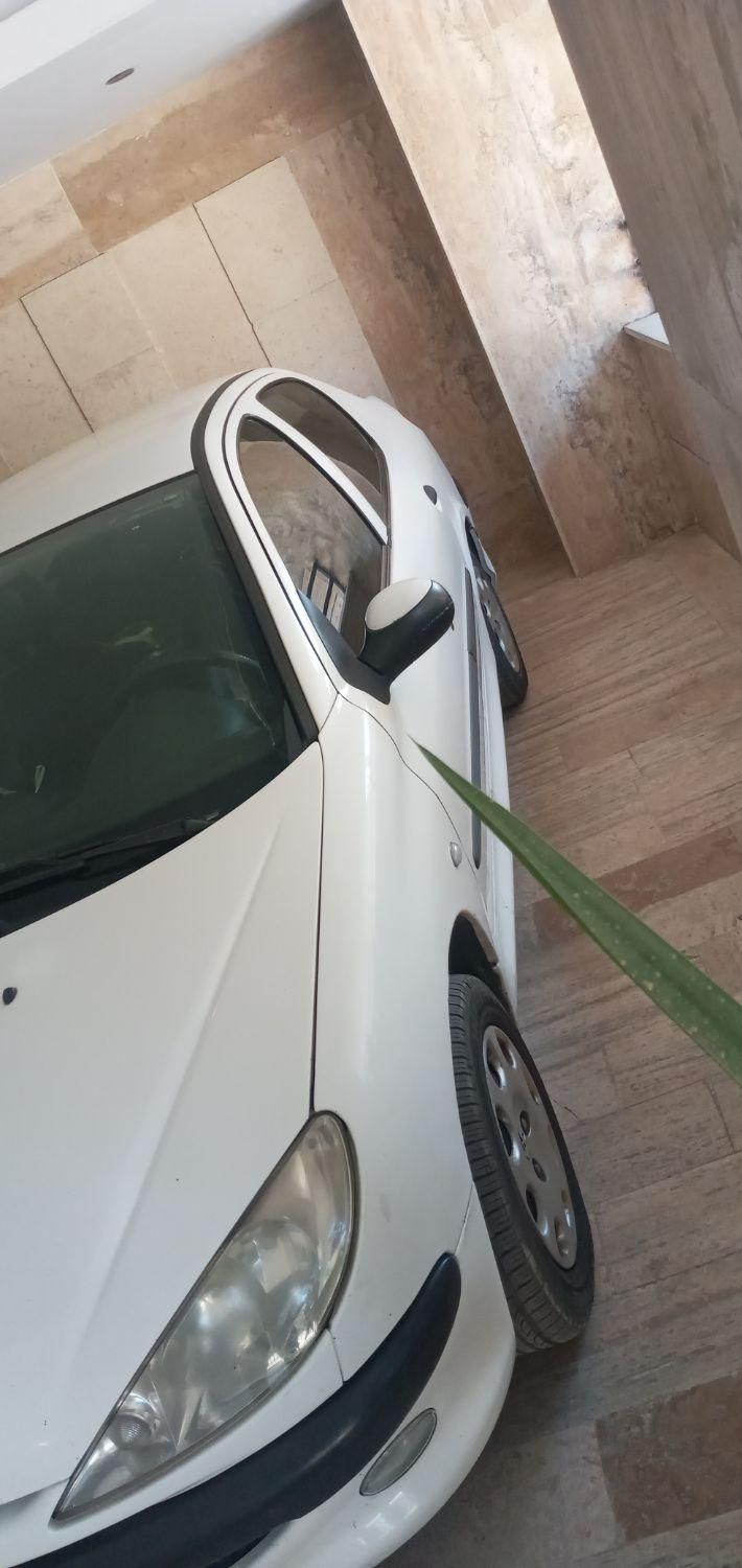 پژو ۲۰۶ صندوق دار v1 - 1390