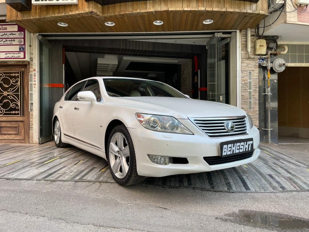 لکسوس LS 460 - 2012
