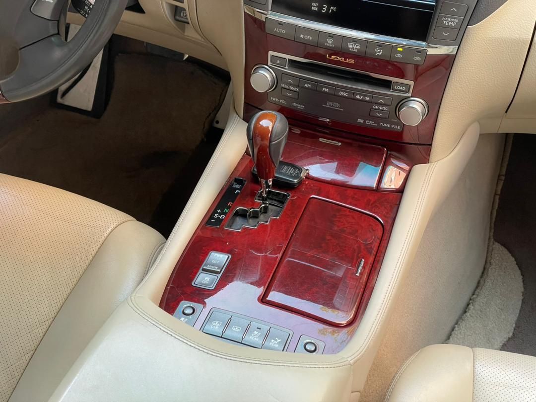 لکسوس LS 460 - 2012