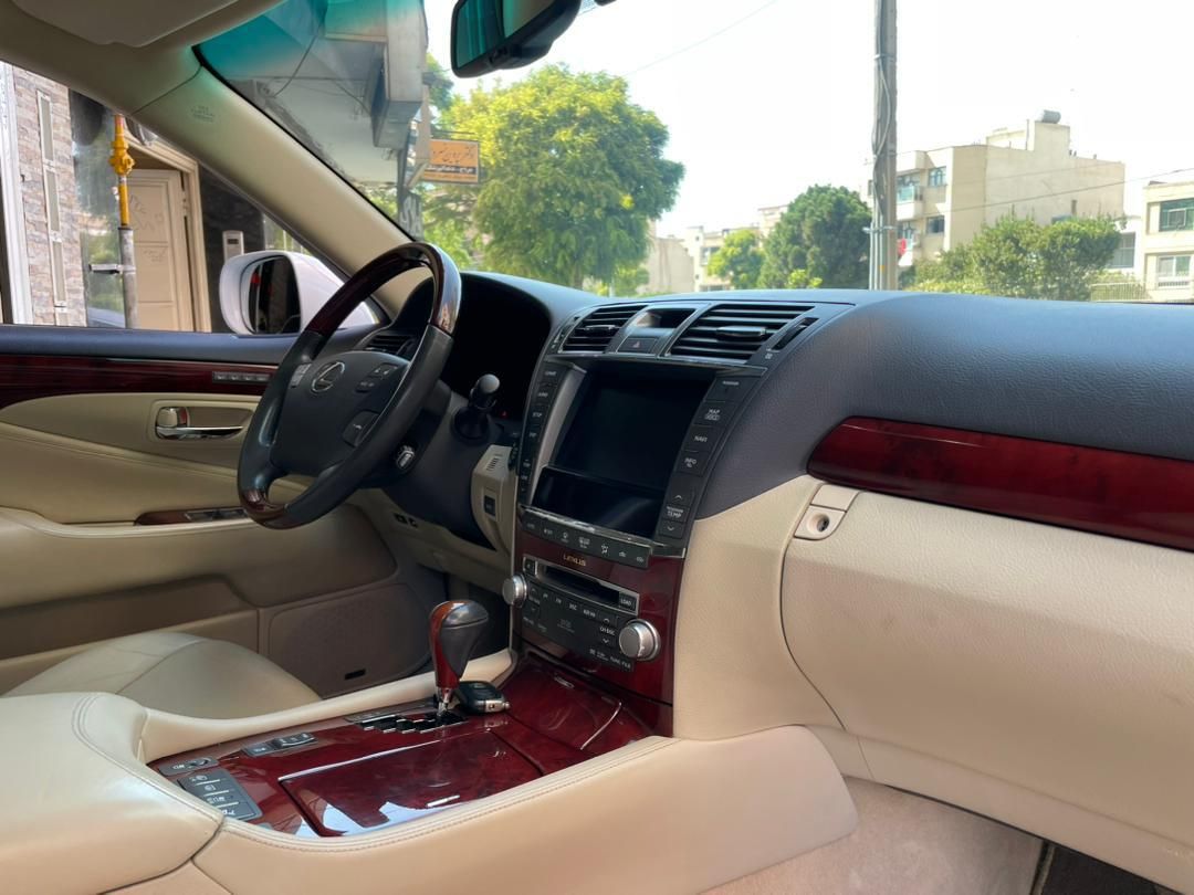 لکسوس LS 460 - 2012