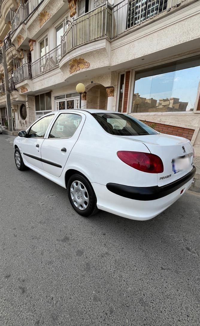 پژو ۲۰۶ صندوق دار v8 - 1399