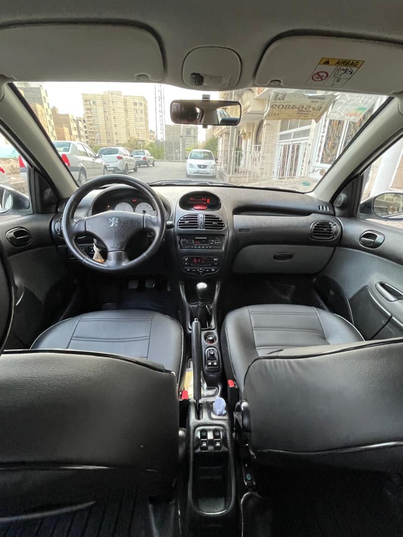 پژو ۲۰۶ صندوق دار v8 - 1399