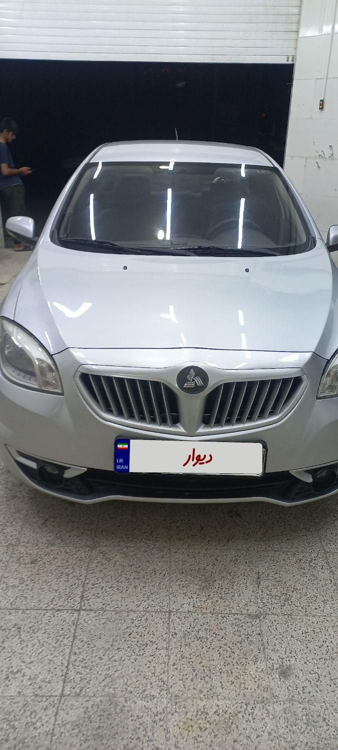 برلیانس H330 دنده‌ای 1500 - 1396