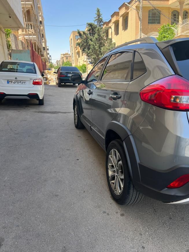 خودرو ام وی ام، X22 آگهی ann_19836352