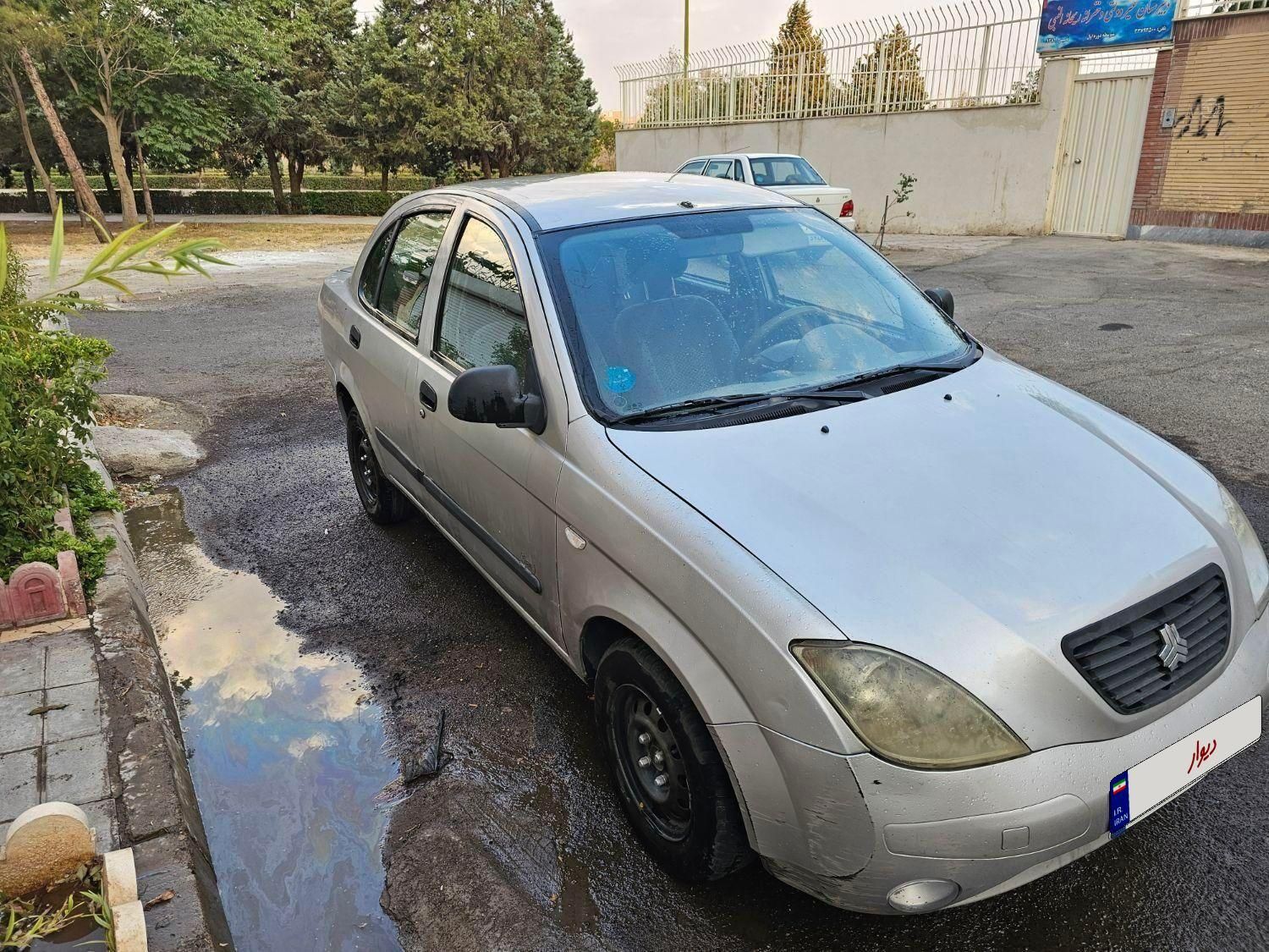 تیبا صندوق دار SX - 1392