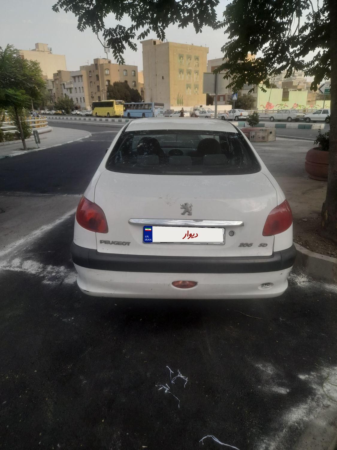 پژو ۲۰۶ صندوق دار v8 - 1389