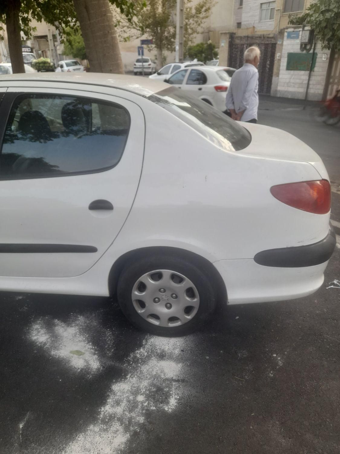 پژو ۲۰۶ صندوق دار v8 - 1389