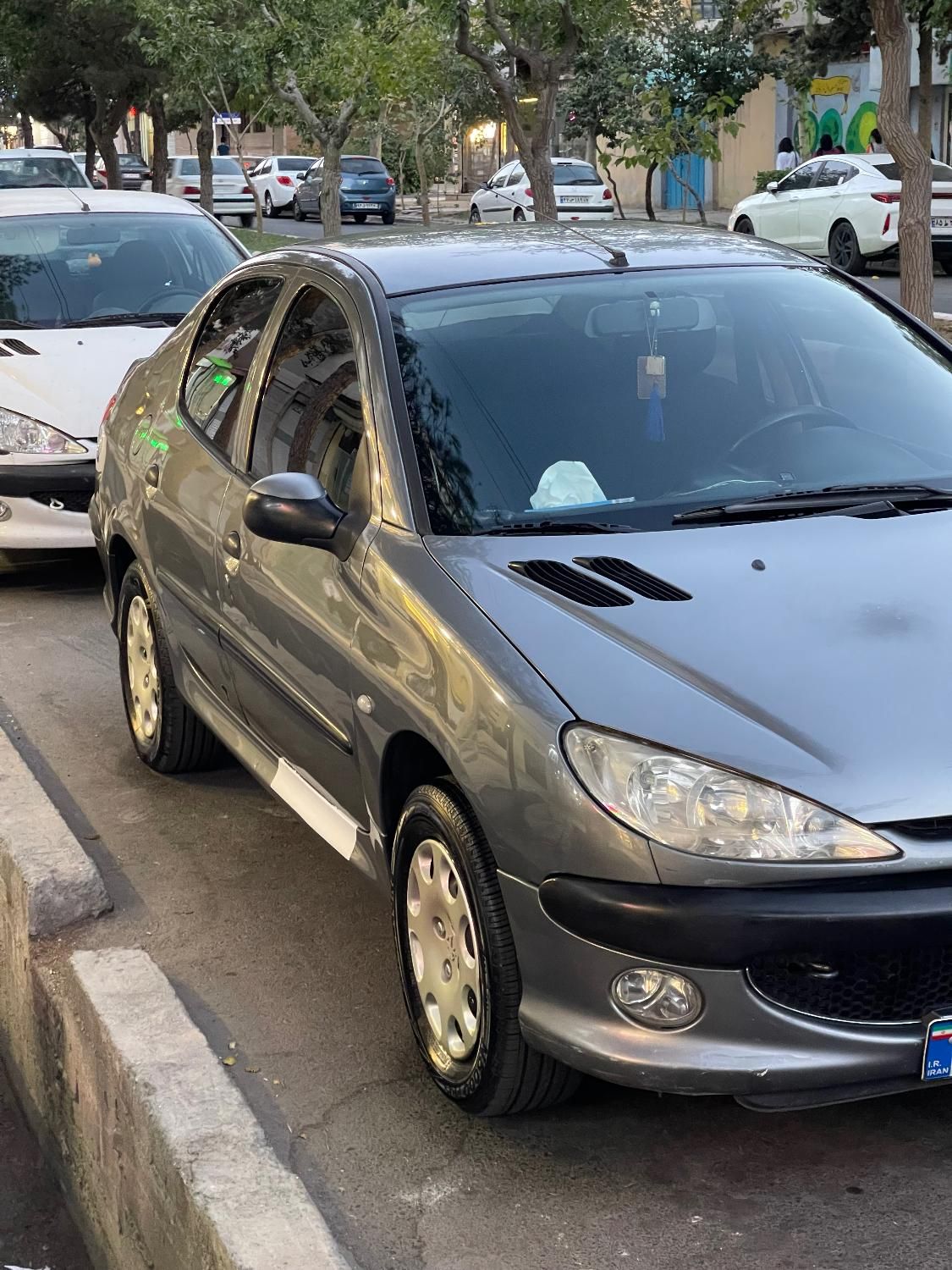پژو ۲۰۶ صندوق دار v1 - 1386
