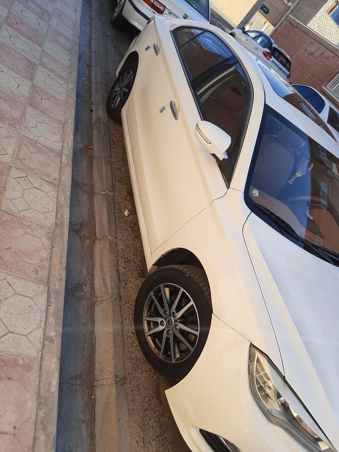 لیفان 820 اتوماتیک - 1395