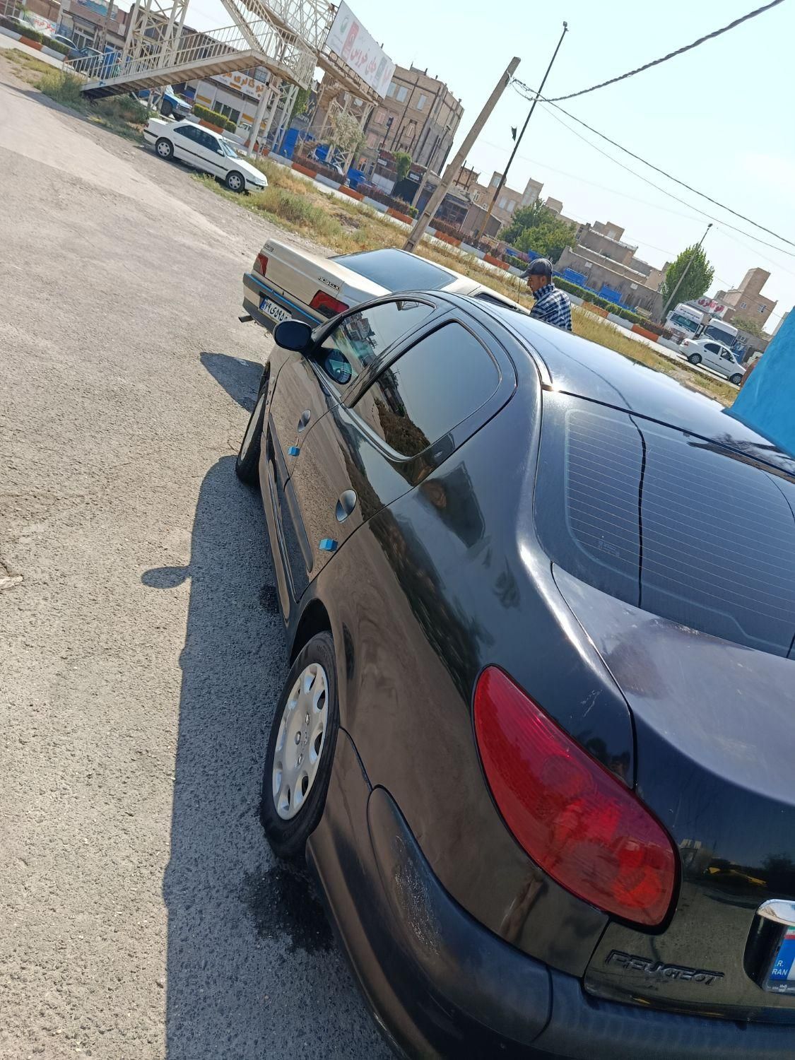 پژو ۲۰۶ صندوق دار v8 - 1388