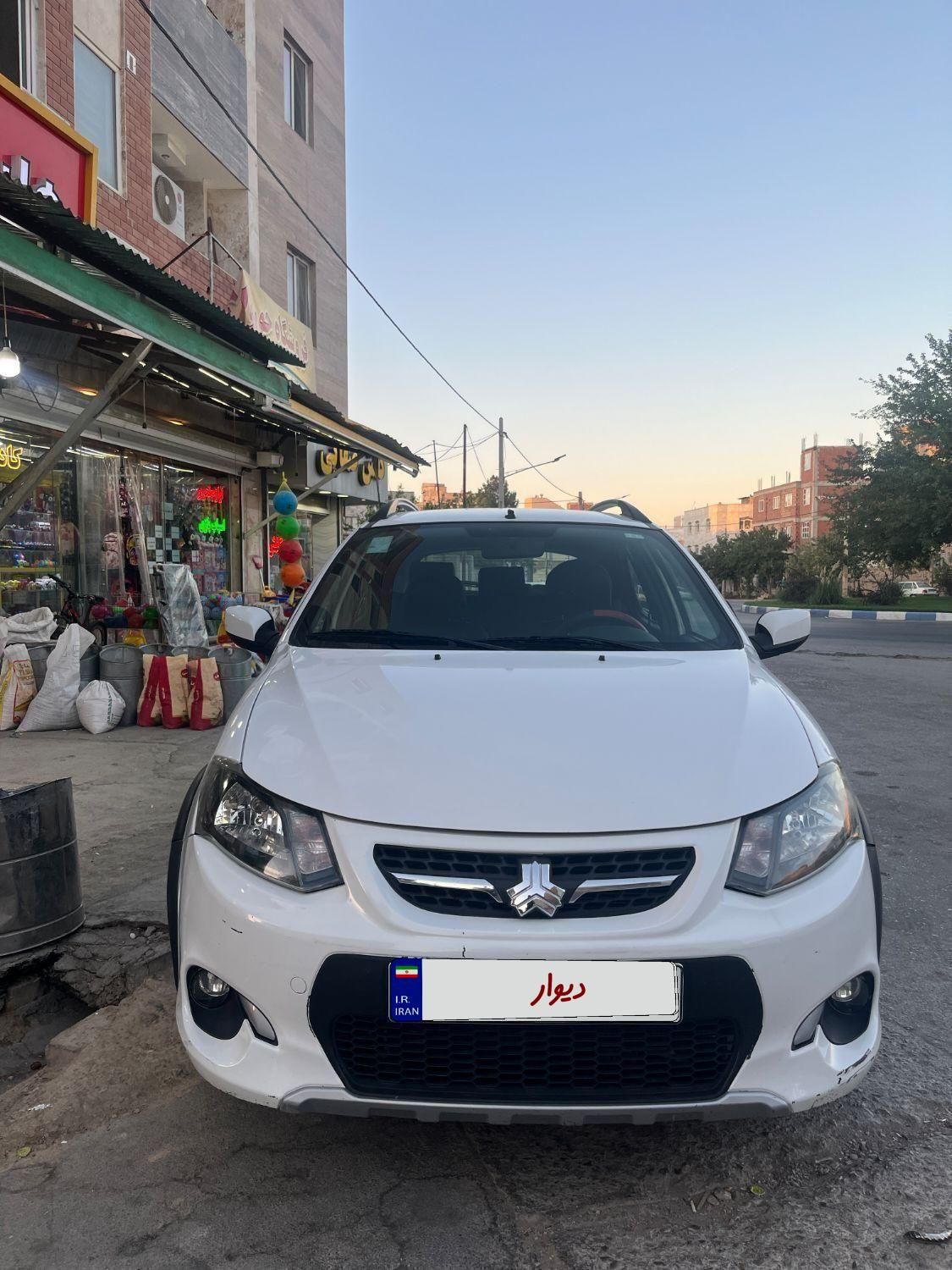 خودرو کوییک، معمولی آگهی ann_19837247