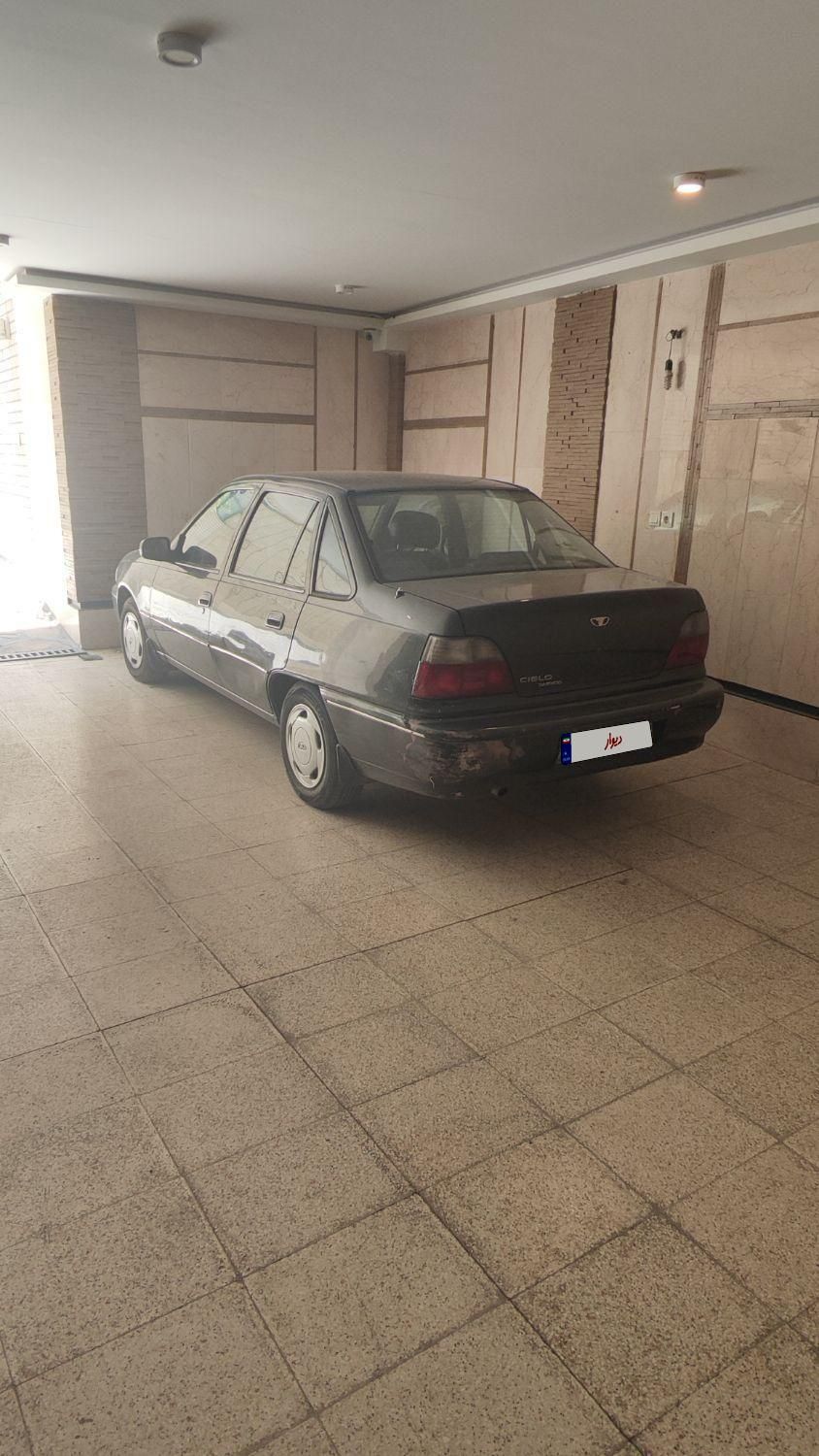 دوو سیلو سدان - 1382