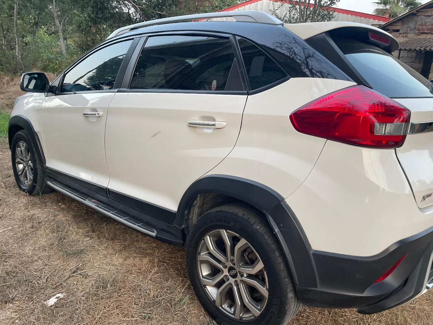 ام وی ام X22 دنده ای اسپرت اکسلنت - 1397